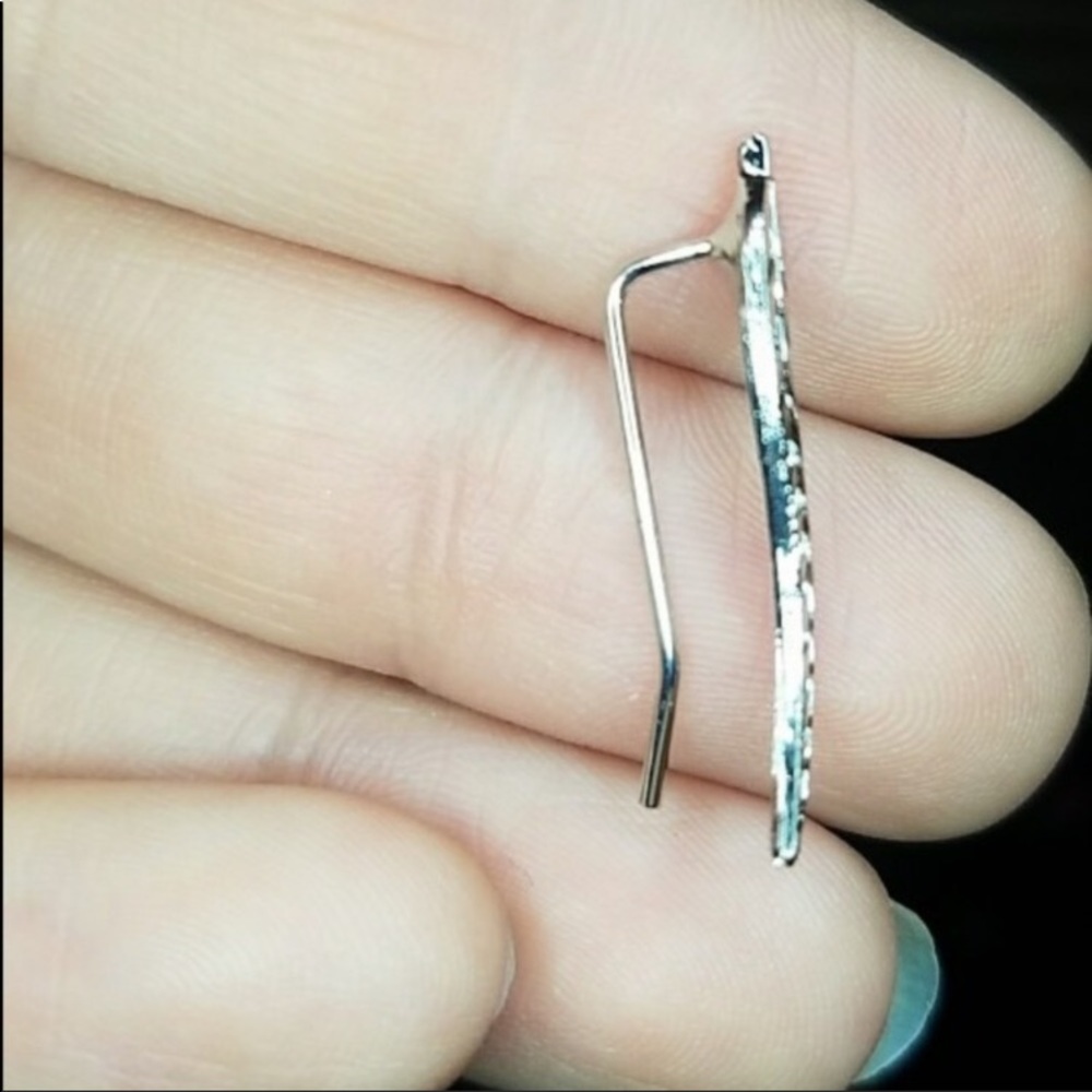 3/12$ Silver, Feathery Earrings - Picture 3 of 5